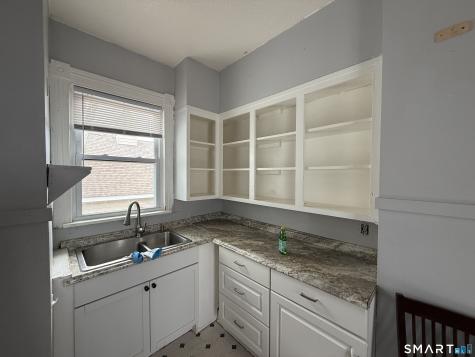 23 Pine Street Waterbury CT 06710