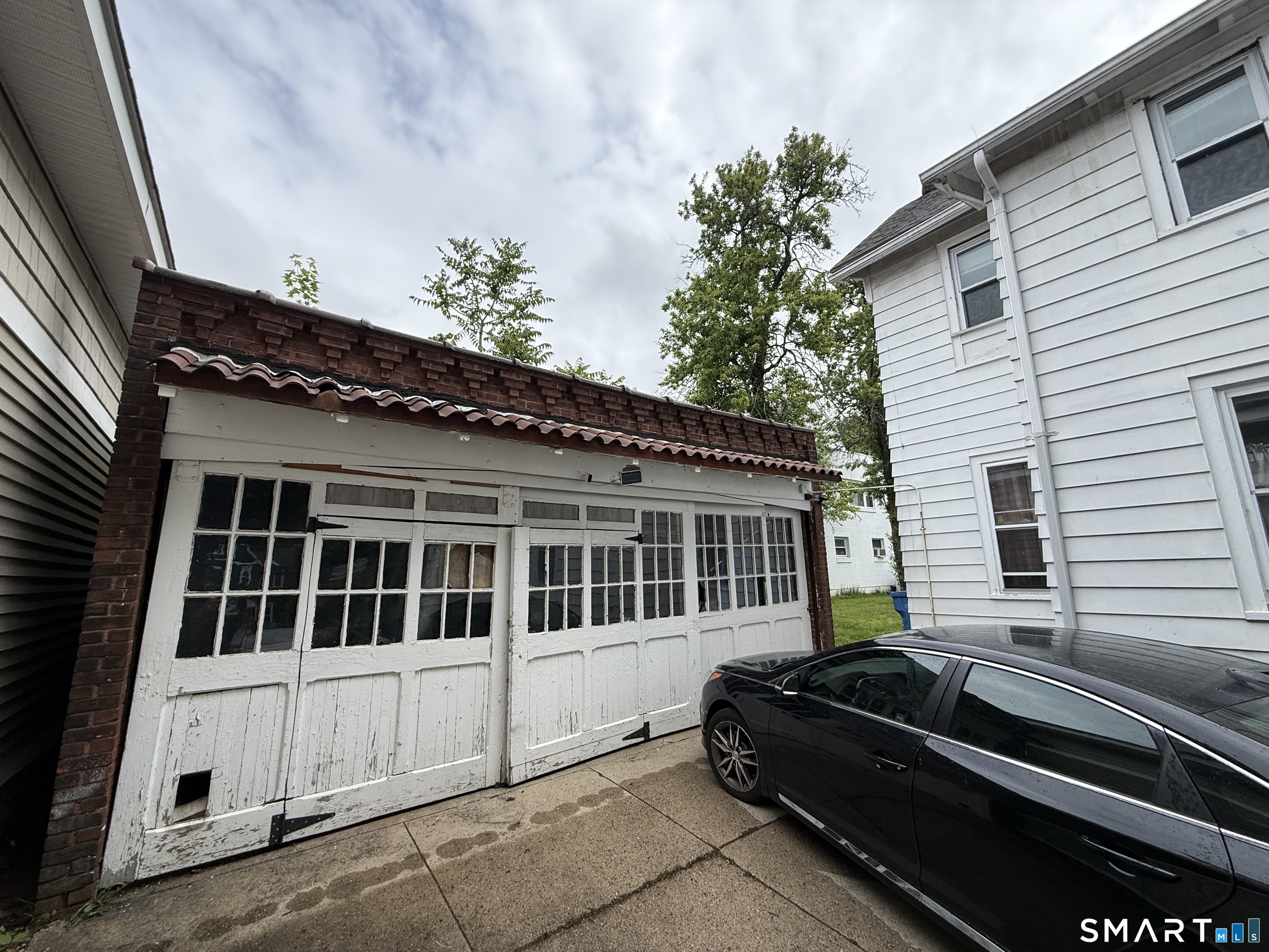 23 Pine Street Waterbury CT 06710