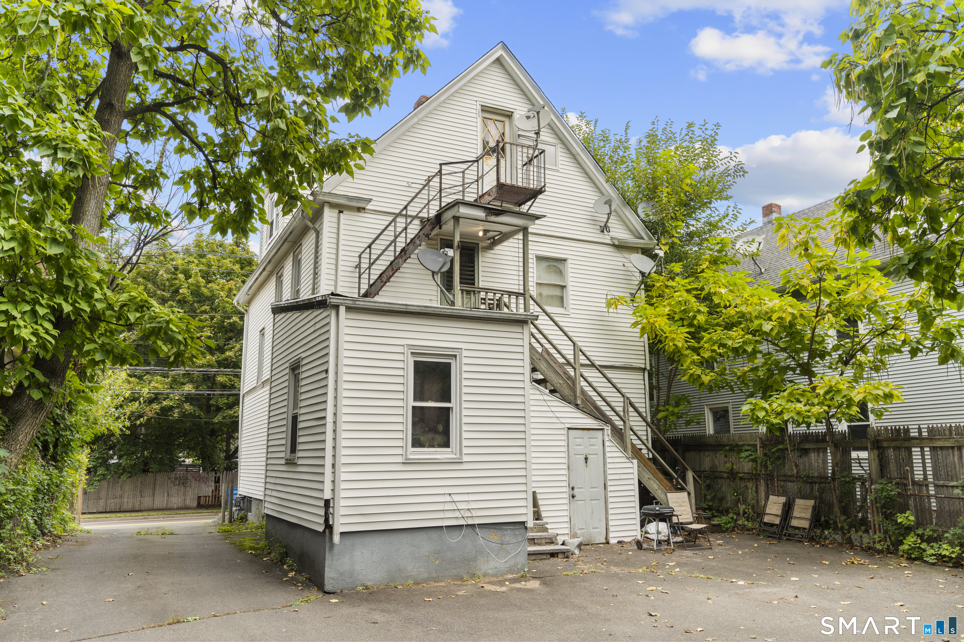 88 Arch Street Hamden CT 06514
