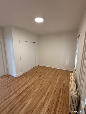 1572 Park Street Hartford CT 06106