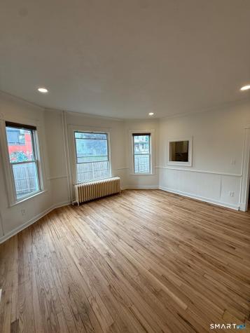 1572 Park Street Hartford CT 06106