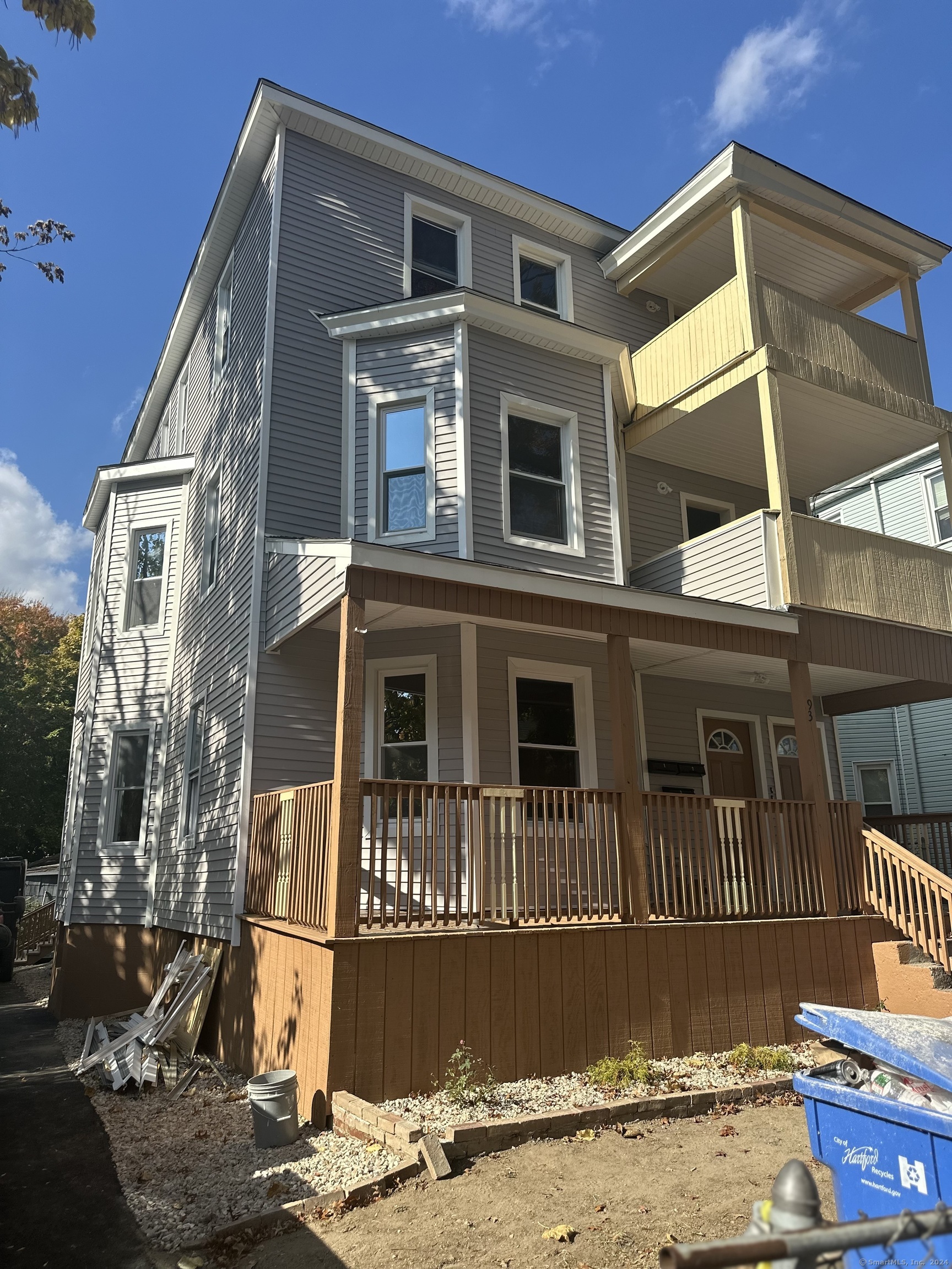93-95 Enfield Street Hartford CT 06112