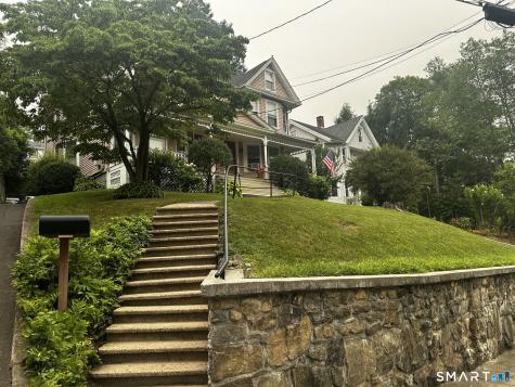 27 Salem Street Naugatuck CT 06770