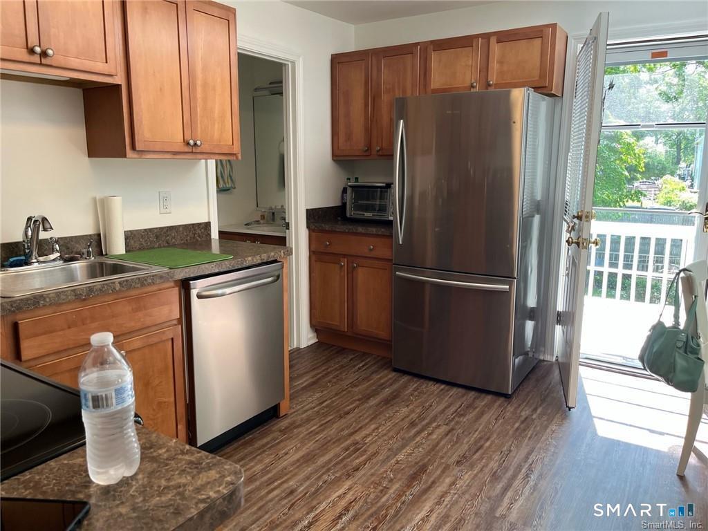 33 Central Avenue Milford CT 06460