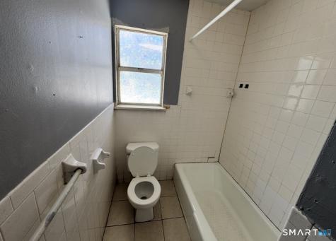 44 ABCD Angel Drive Waterbury CT 06708
