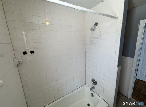 44 ABCD Angel Drive Waterbury CT 06708