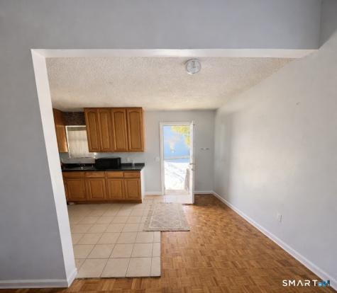 44 ABCD Angel Drive Waterbury CT 06708