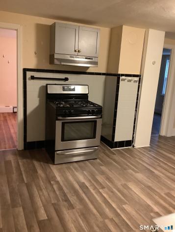 105 Camptown Avenue Derby CT 06418