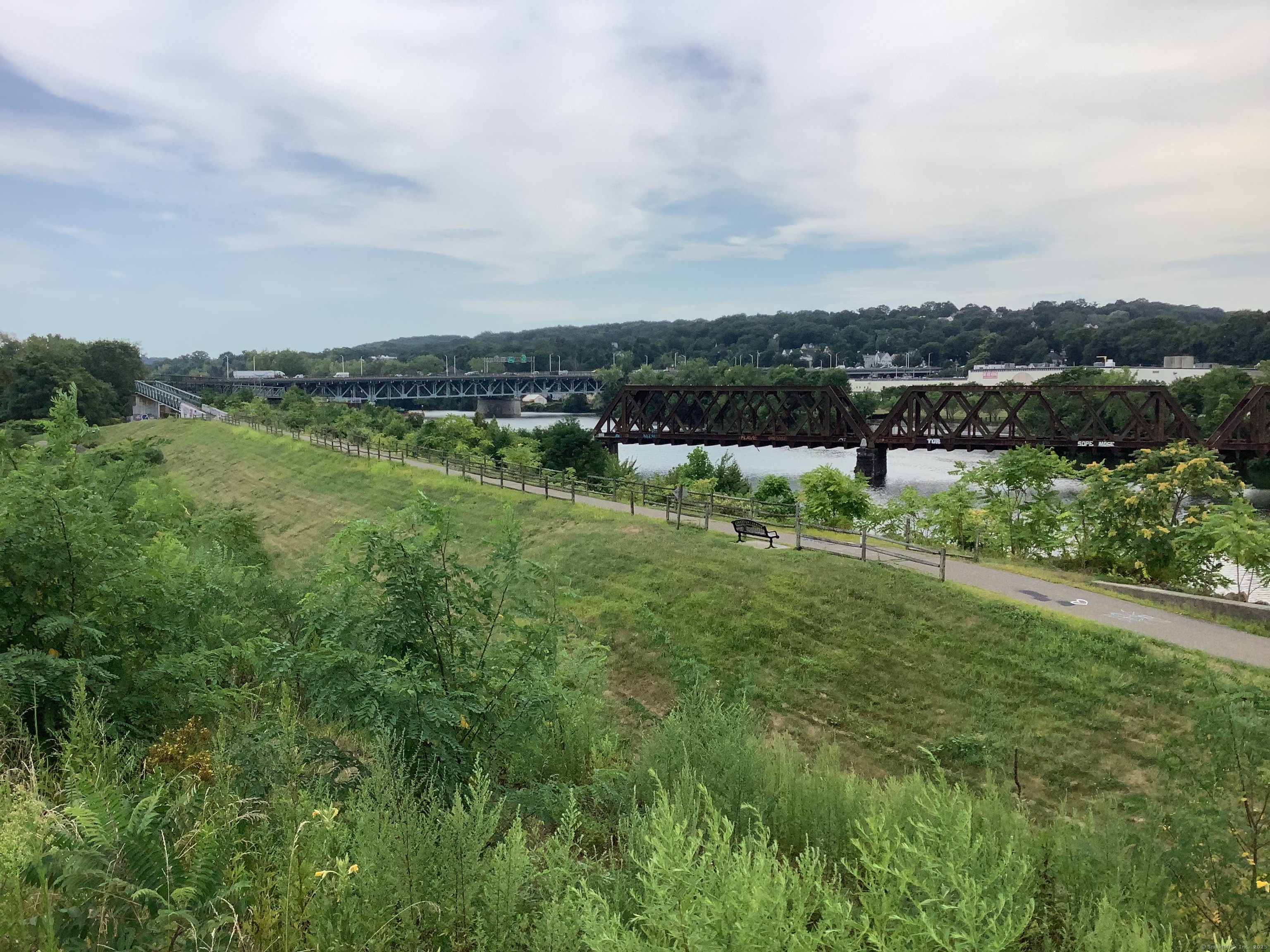 105 Camptown Avenue Derby CT 06418