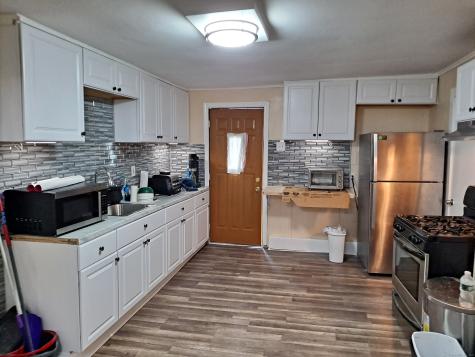 105 Camptown Avenue Derby CT 06418