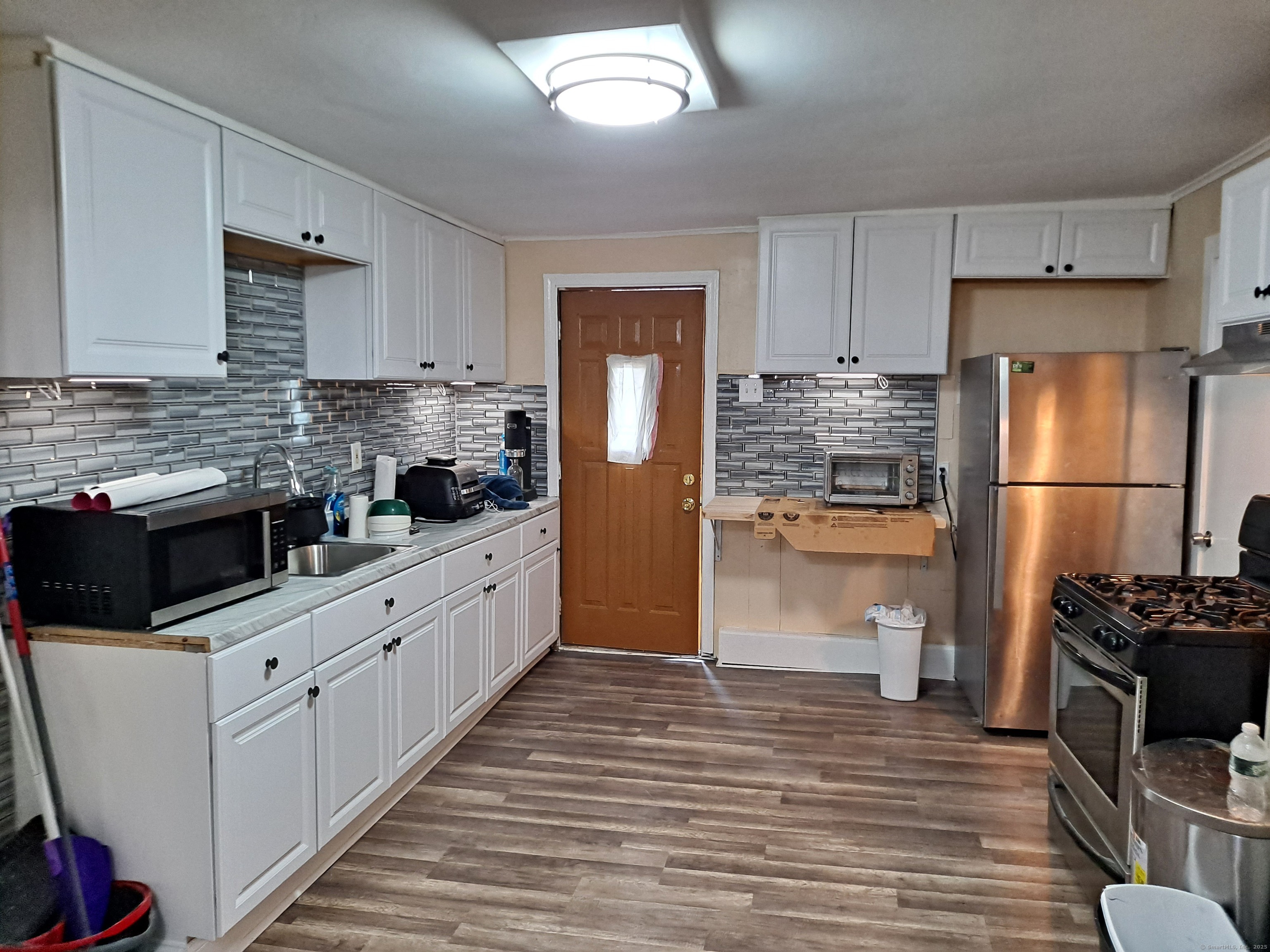 105 Camptown Avenue Derby CT 06418