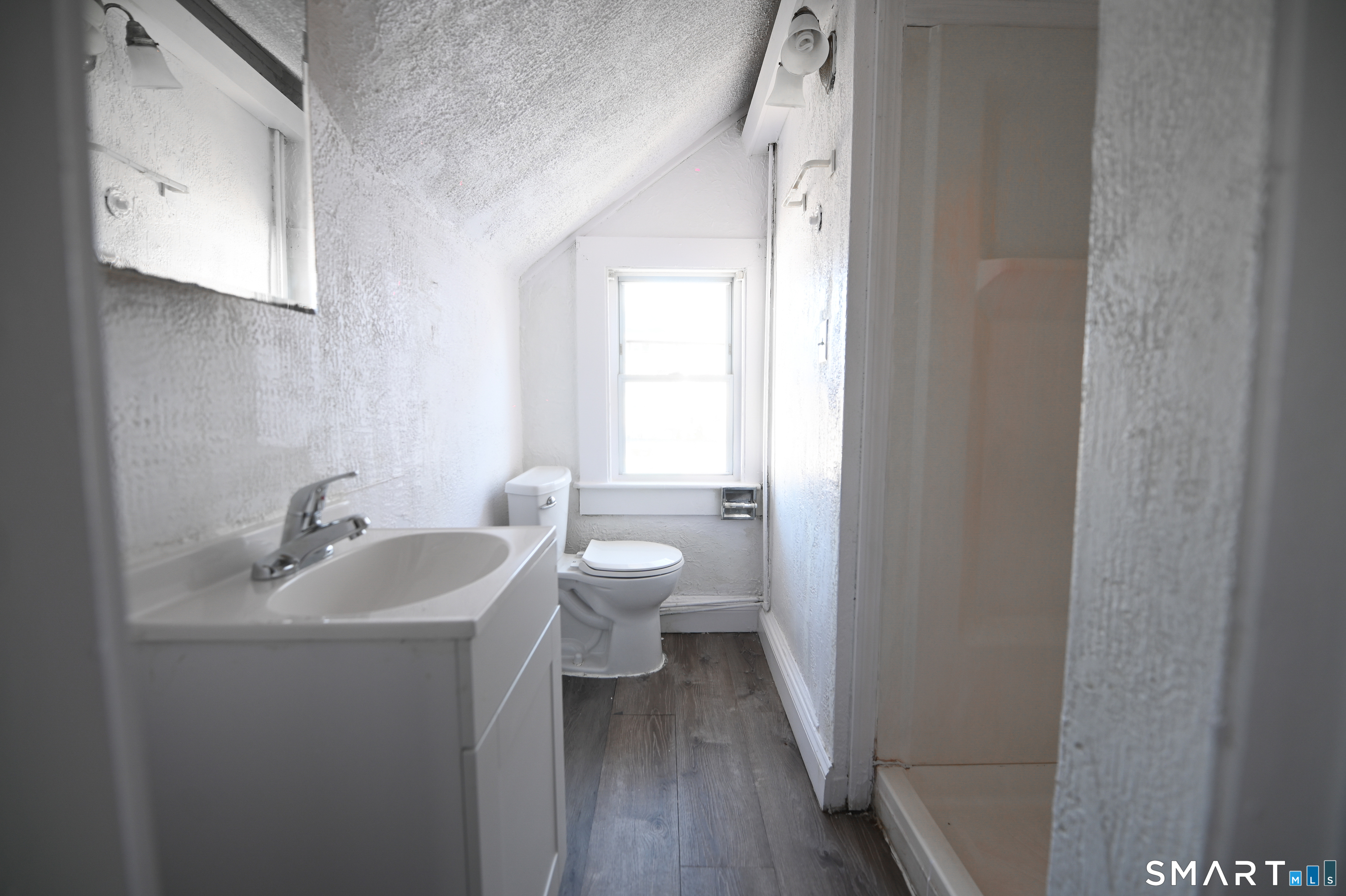 12 Benham Street Waterbury CT 06708