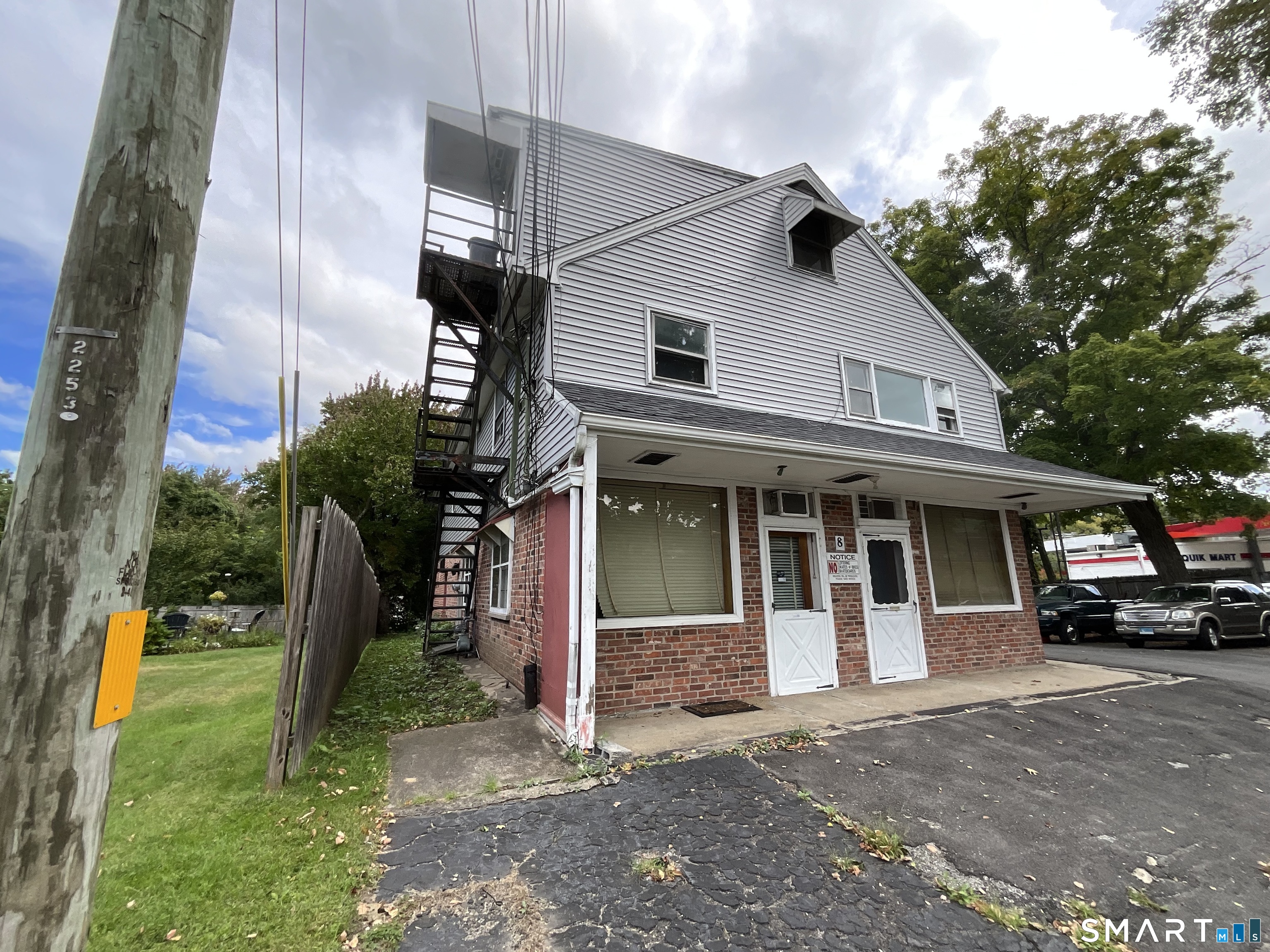 8 Burnham Street Plymouth CT 06779