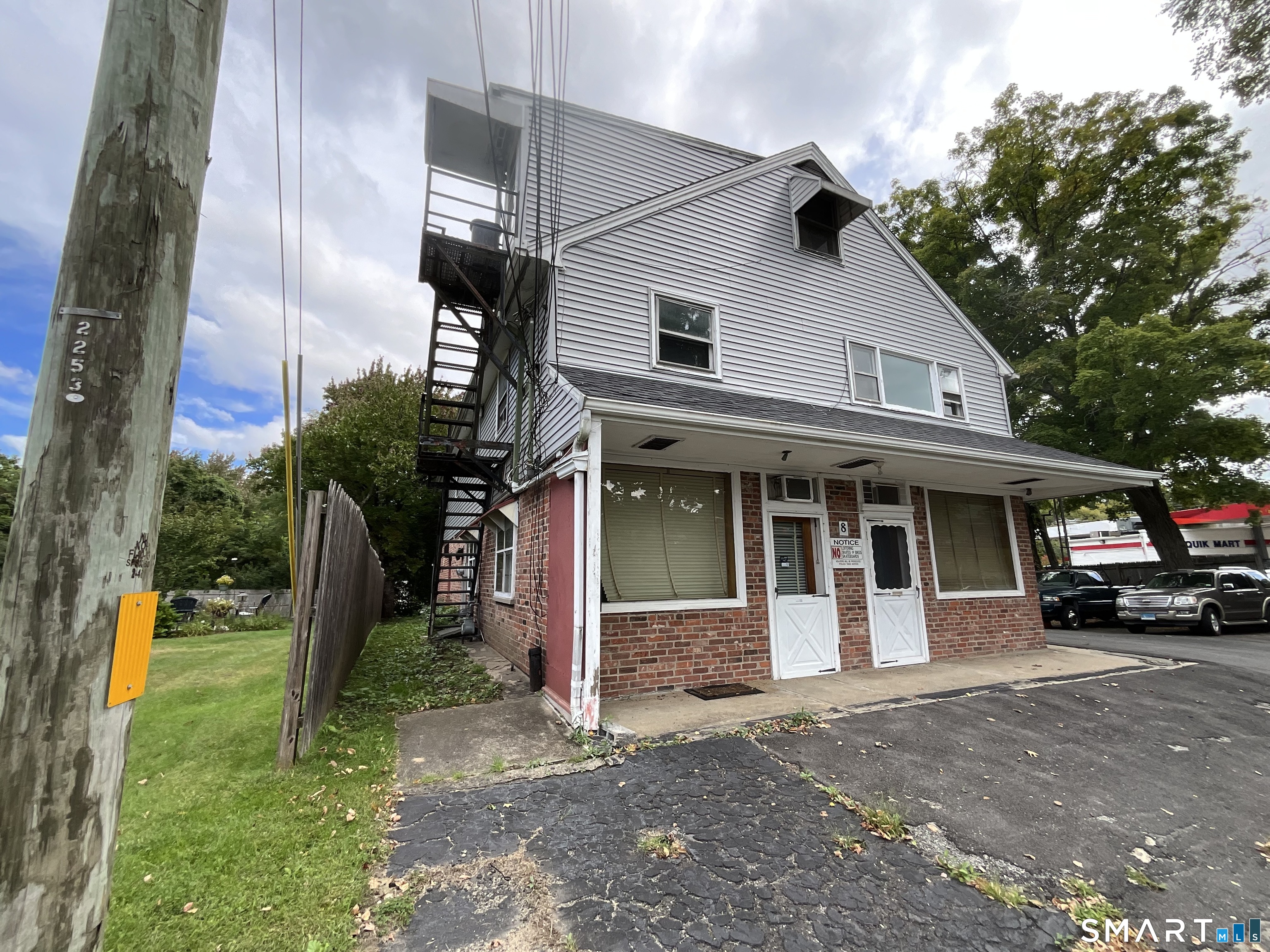 8 Burnham Street Plymouth CT 06779