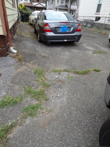 363-65 Carroll Avenue Bridgeport CT 06607