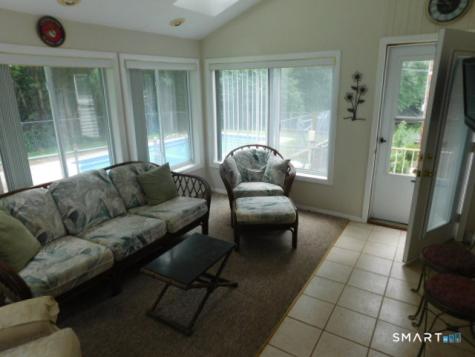 12 Rozum Circle Prospect CT 06712