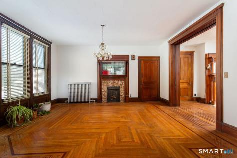 19 Mcdermott Street Danbury CT 06810