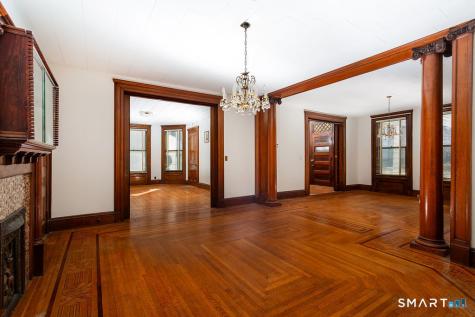 19 Mcdermott Street Danbury CT 06810