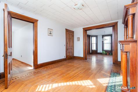 19 Mcdermott Street Danbury CT 06810