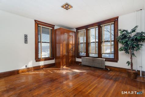 19 Mcdermott Street Danbury CT 06810