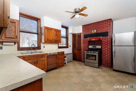 19 Mcdermott Street Danbury CT 06810