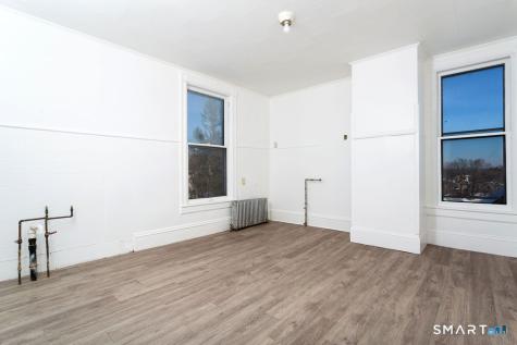 19 Mcdermott Street Danbury CT 06810