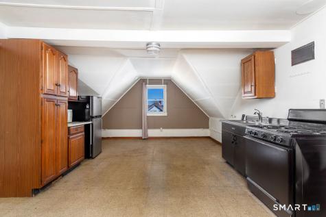 19 Mcdermott Street Danbury CT 06810