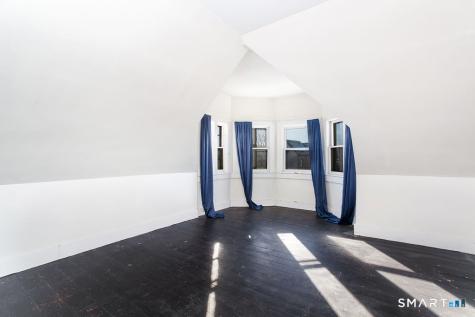 19 Mcdermott Street Danbury CT 06810