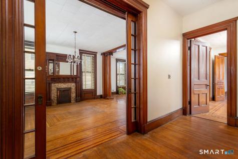 19 Mcdermott Street Danbury CT 06810