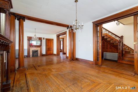 19 Mcdermott Street Danbury CT 06810