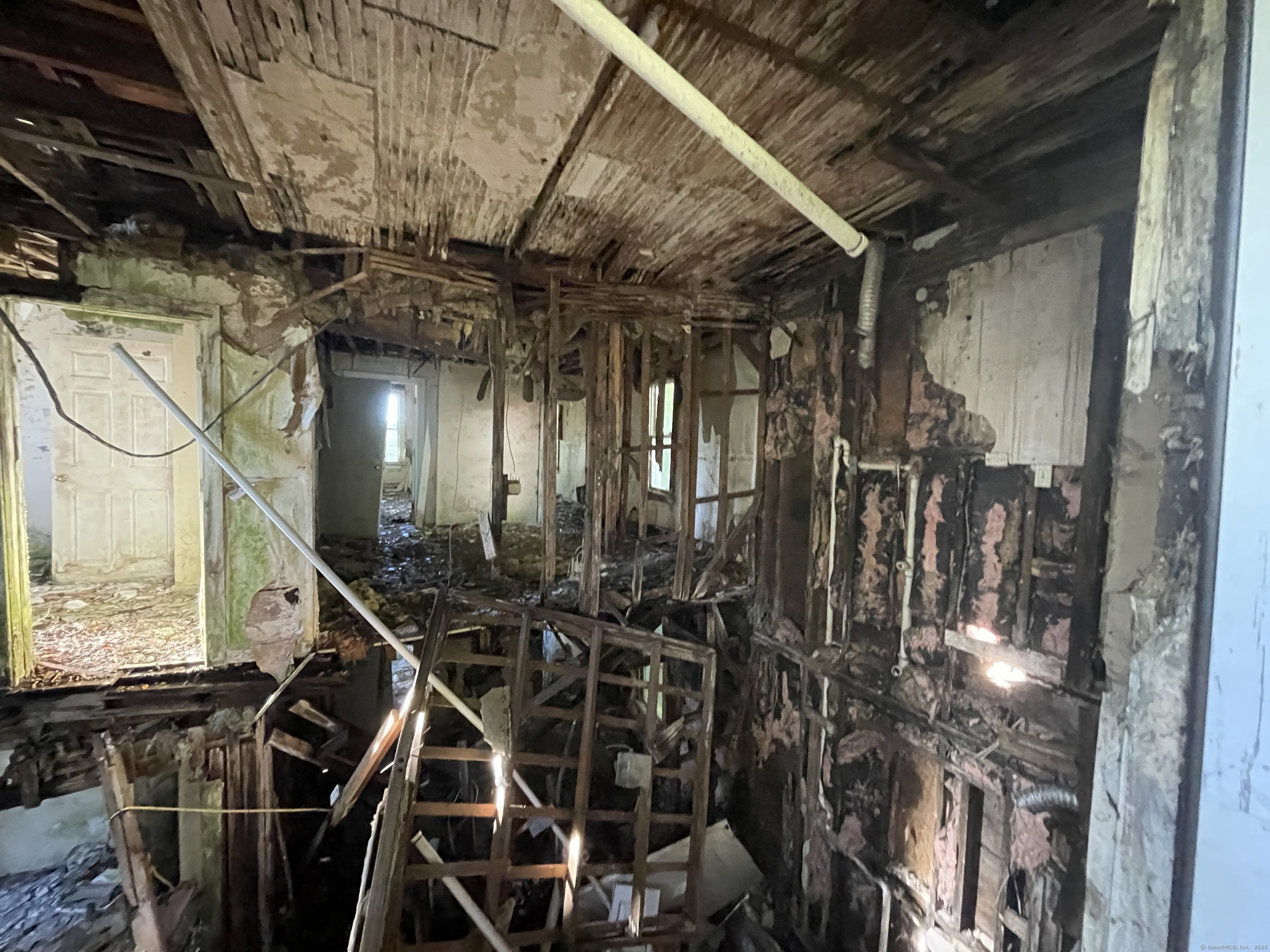 11 Division Street Norwich CT 06360