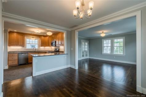 14 Rosemary Street New London CT 06320