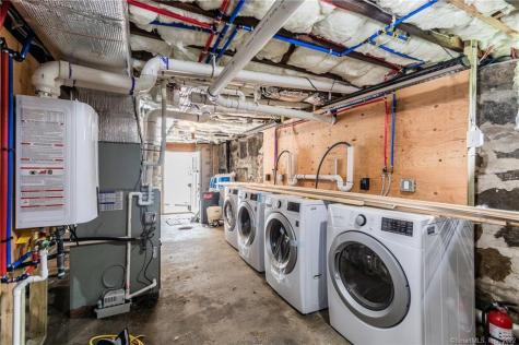 14 Rosemary Street New London CT 06320