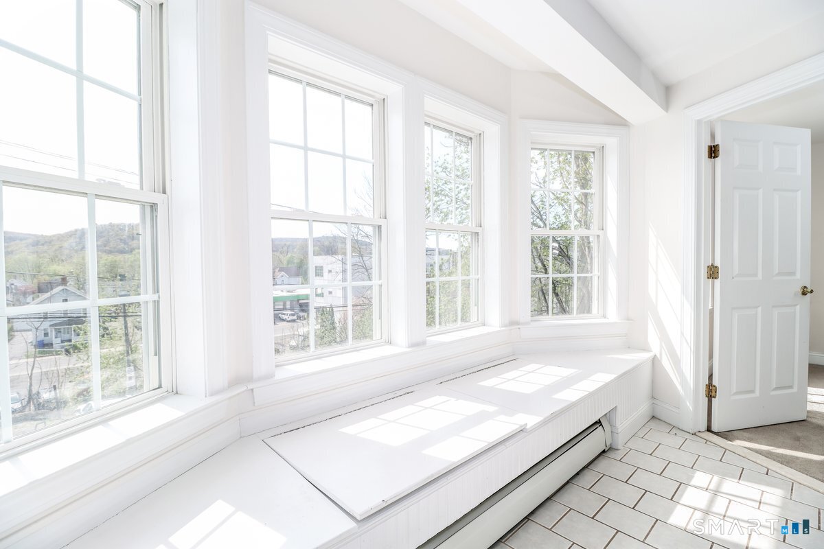 11 Middle Street New Milford CT 06776
