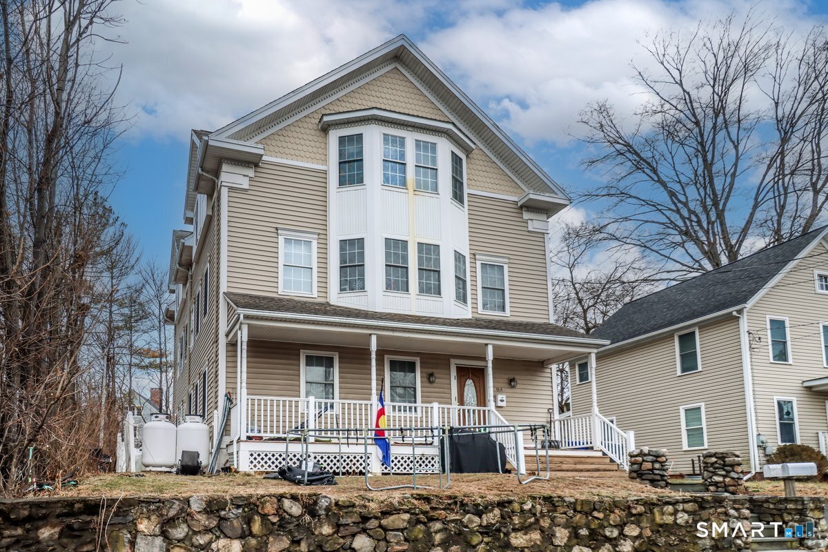 11 Middle Street New Milford CT 06776