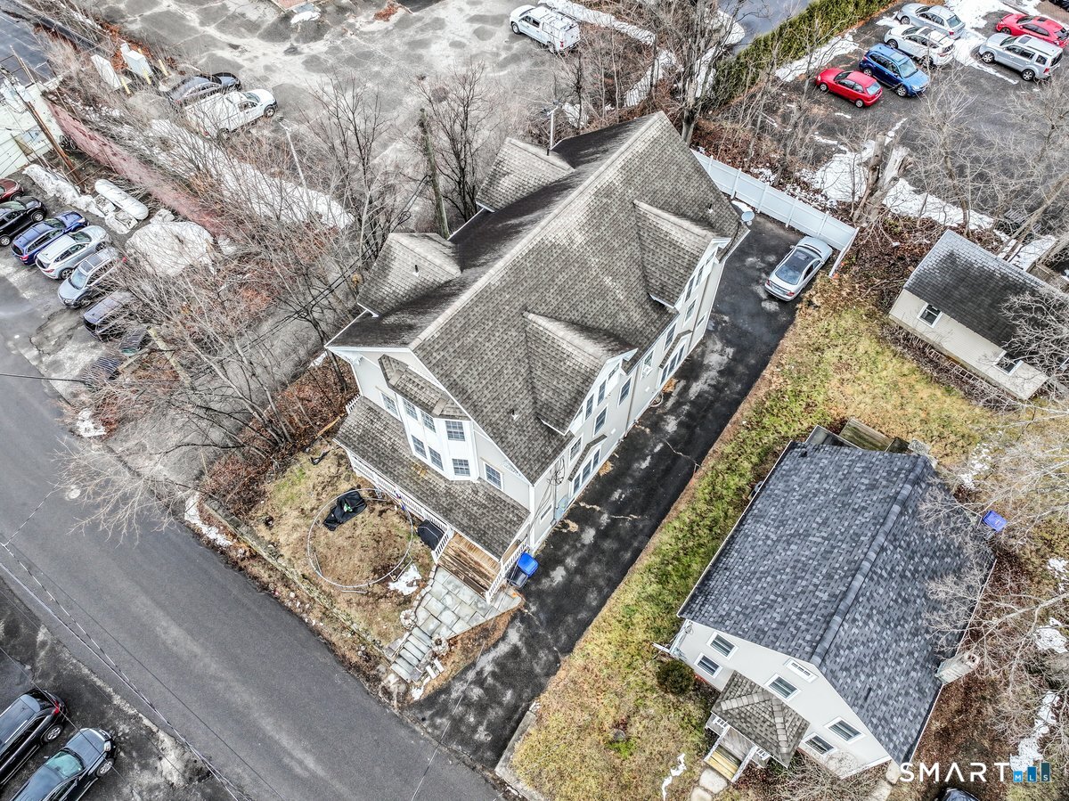 11 Middle Street New Milford CT 06776