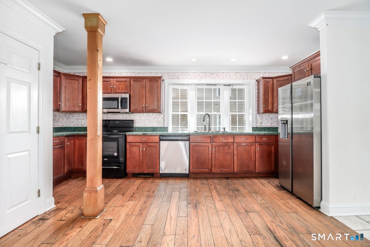 11 Middle Street New Milford CT 06776