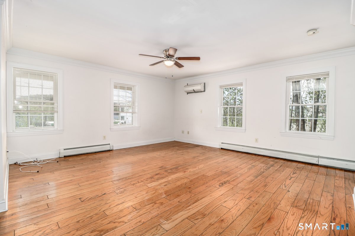 11 Middle Street New Milford CT 06776
