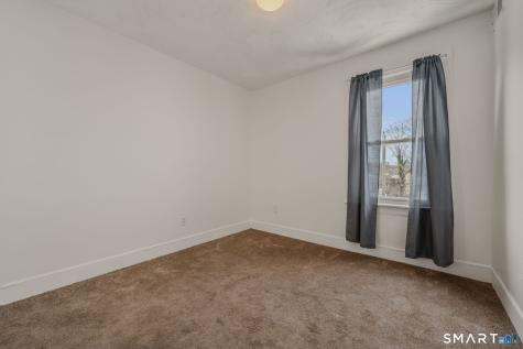 22 Chappell Street New London CT 06320