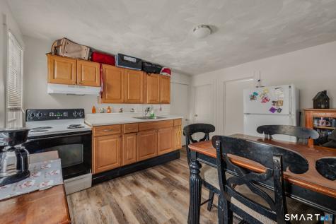 22 Chappell Street New London CT 06320