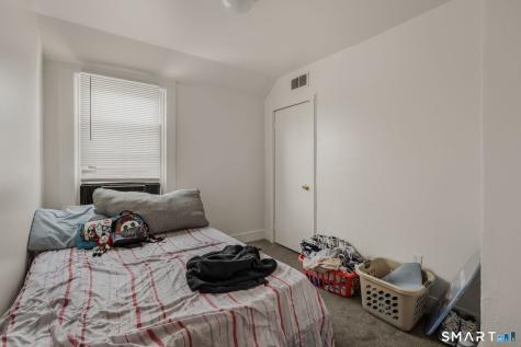 22 Chappell Street New London CT 06320