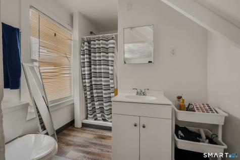 22 Chappell Street New London CT 06320