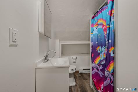 22 Chappell Street New London CT 06320