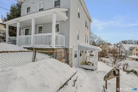 22 Chappell Street New London CT 06320