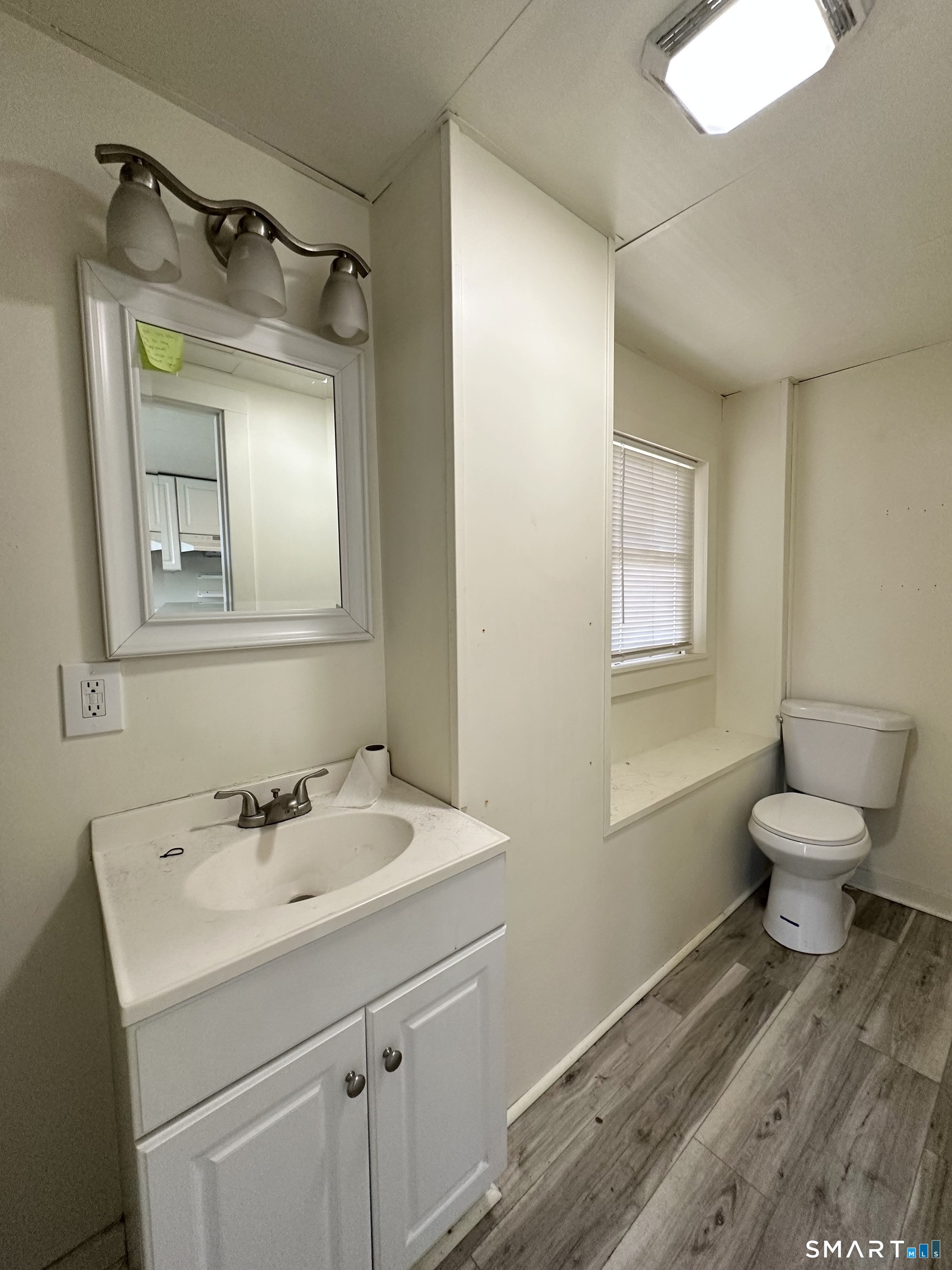 16-20 Lake Street Plainfield CT 06354