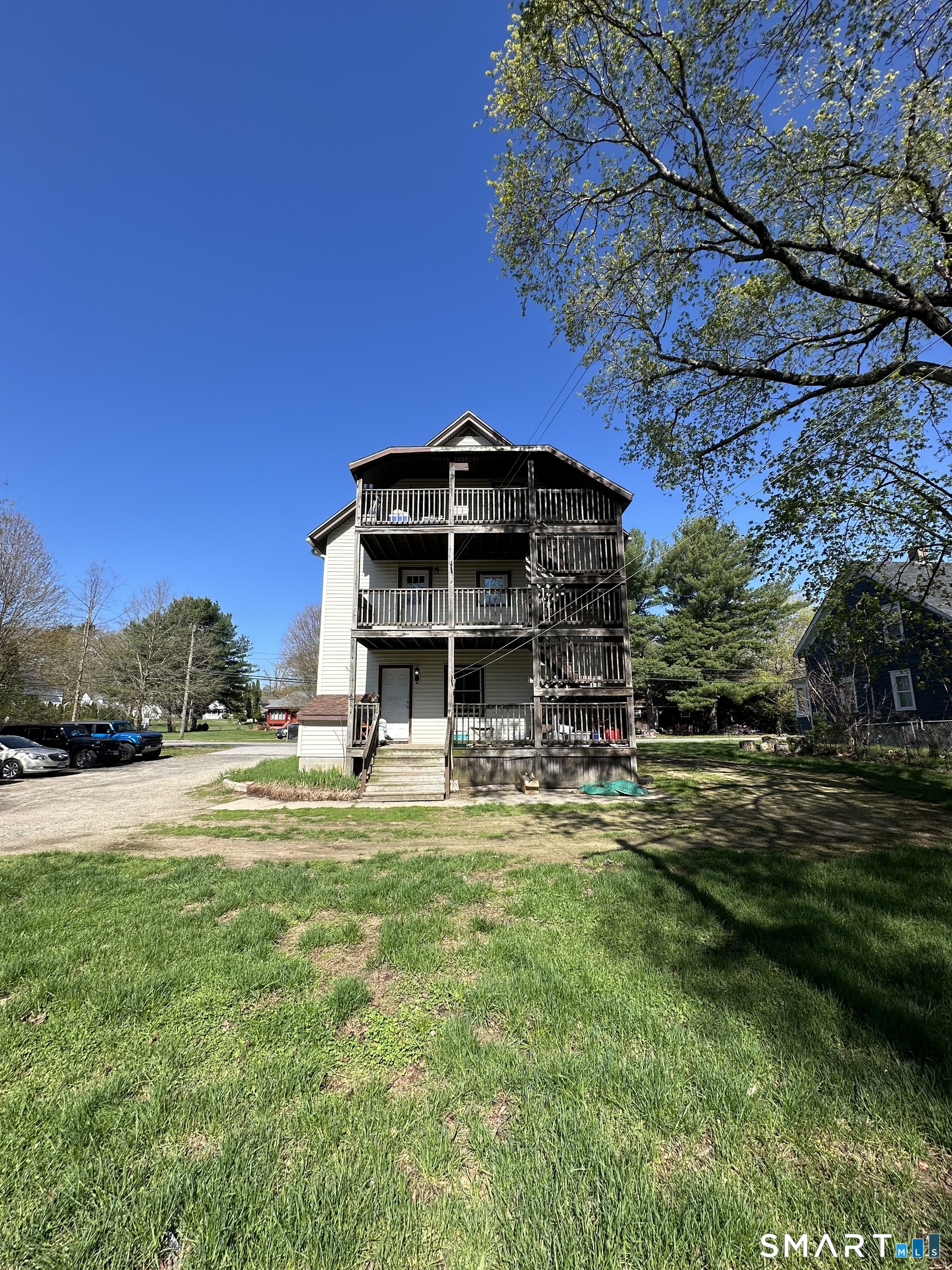 16-20 Lake Street Plainfield CT 06354