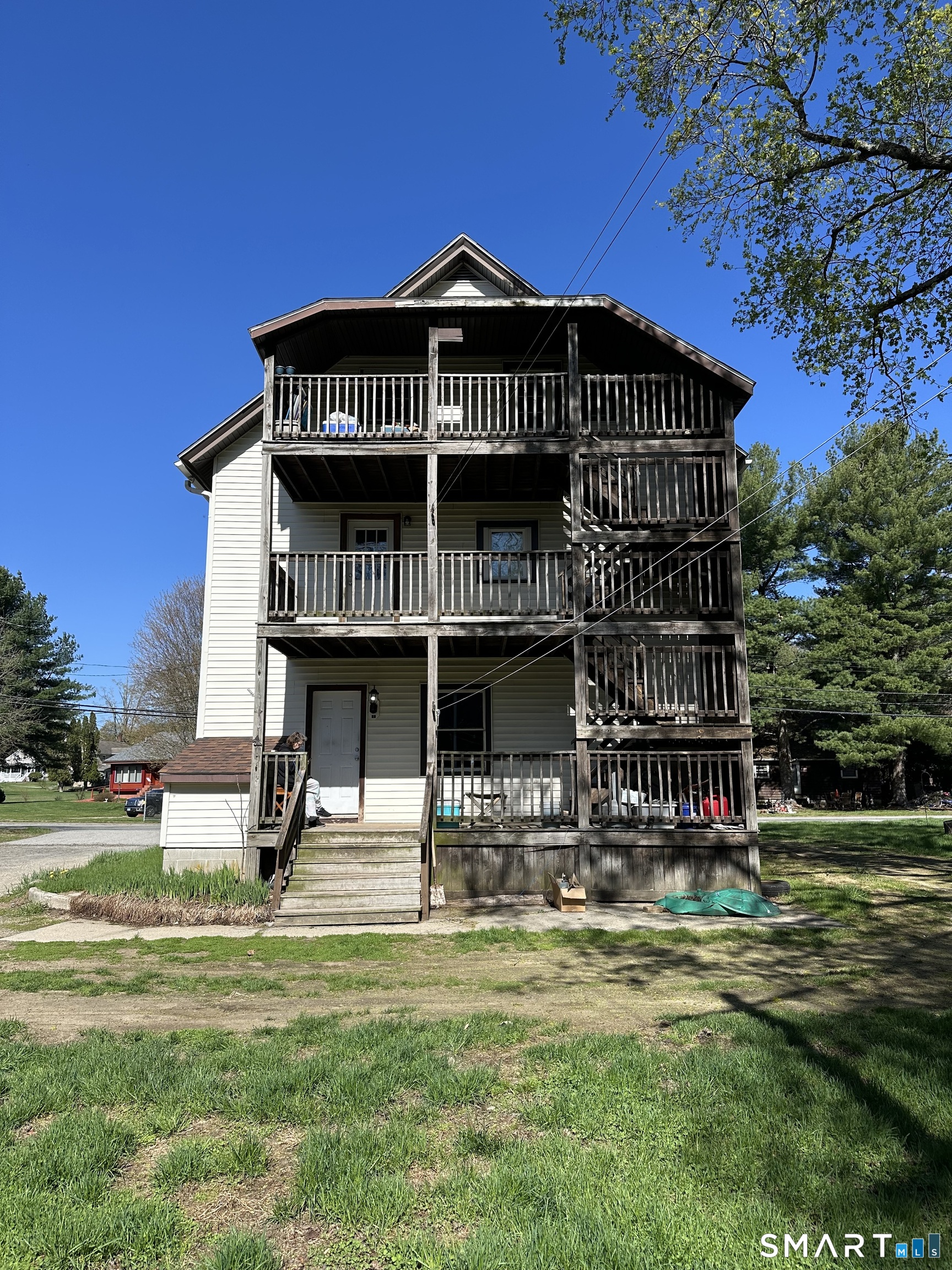 16-20 Lake Street Plainfield CT 06354