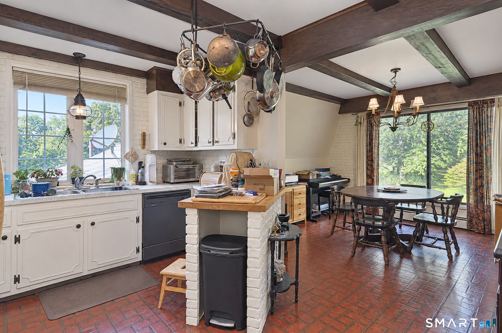 16 Mount Nebo Road Newtown CT 06470
