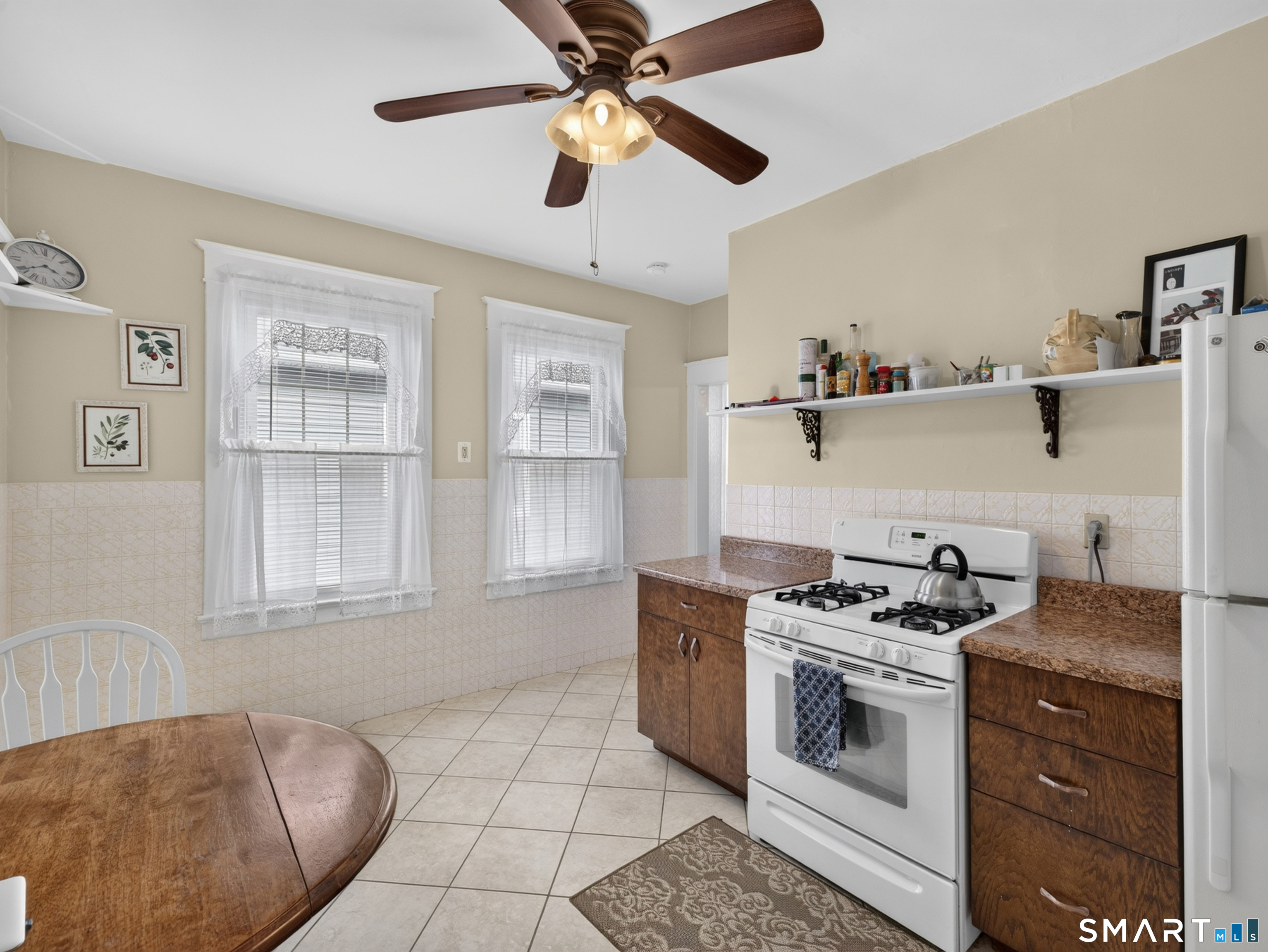 93 Squire & 0 Moran Street New London CT 06320