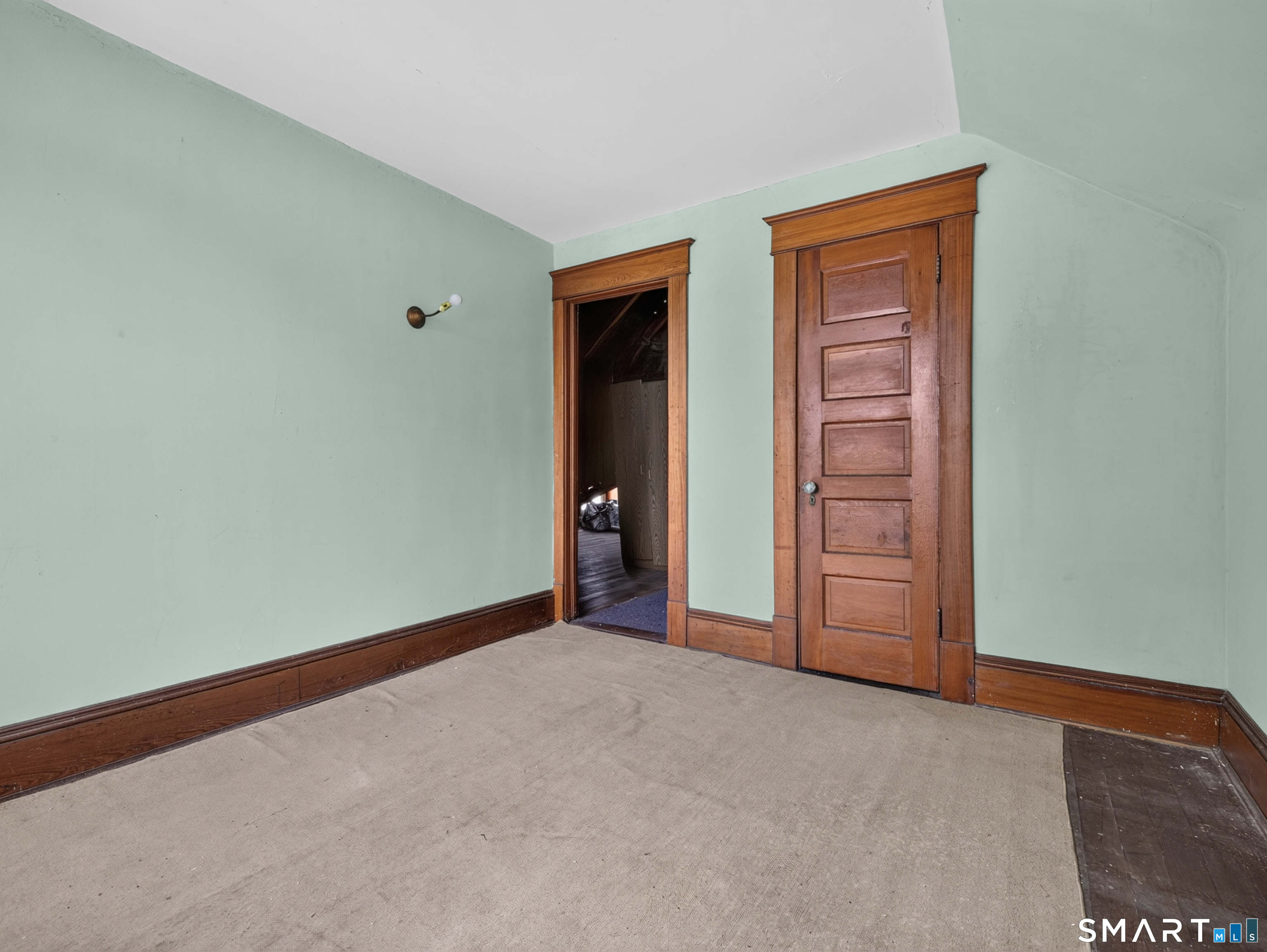 93 Squire & 0 Moran Street New London CT 06320